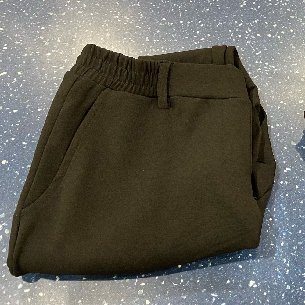 Black comfy dress pants!